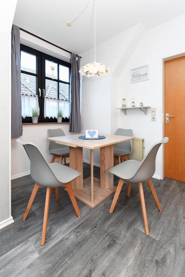 Ferienwohnung Seepferdchen Im Wohnpark Werdum Luaran gambar